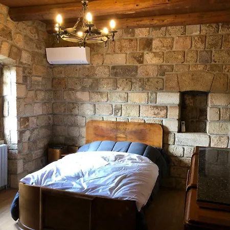 Chateau Rousset Nyaraló