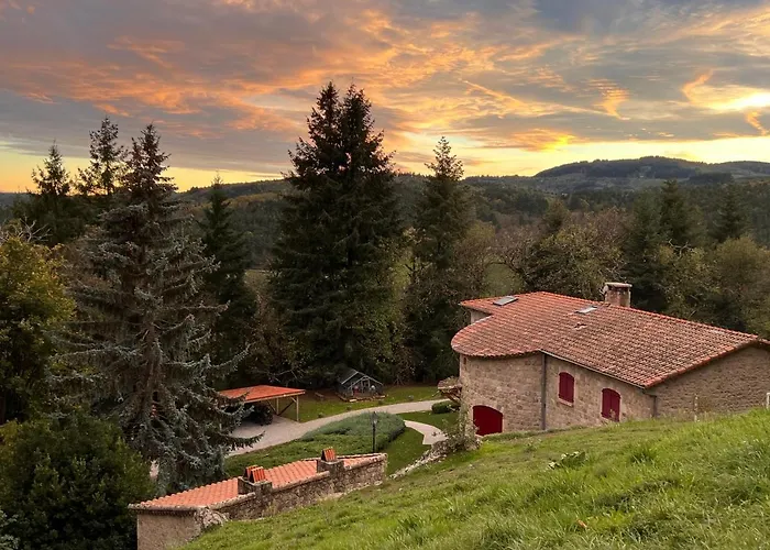 Chateau Rousset Saint-Apollinaire-de-Rias