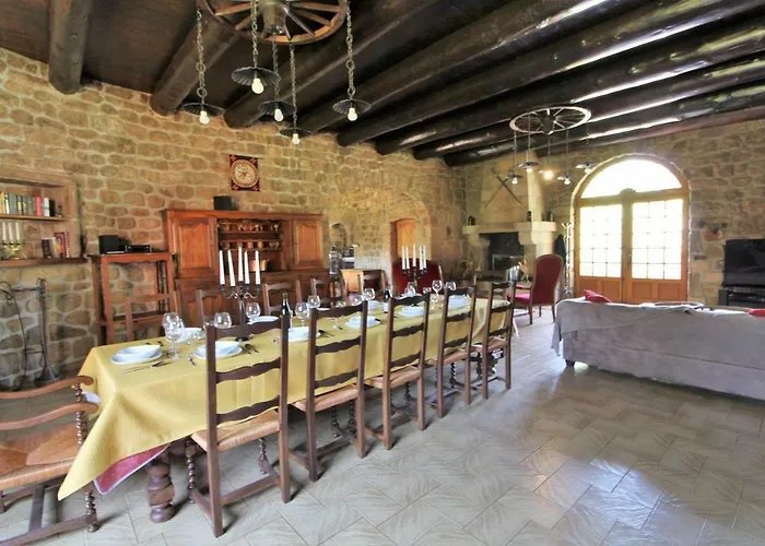 Chateau Rousset Saint-Apollinaire-de-Rias