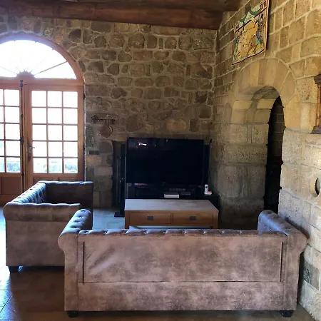 別荘 Chateau Rousset Saint-Apollinaire-de-Rias