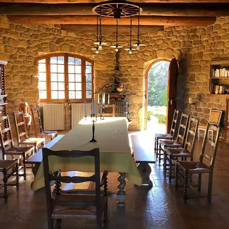 Chateau Rousset * Saint-Apollinaire-de-Rias