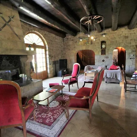別荘 Chateau Rousset